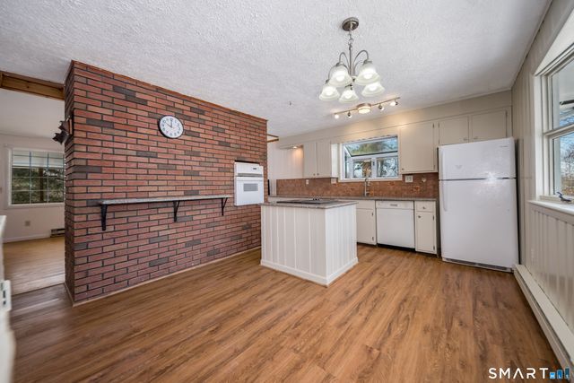 15 Wahconah Drive, Bozrah, CT 06334