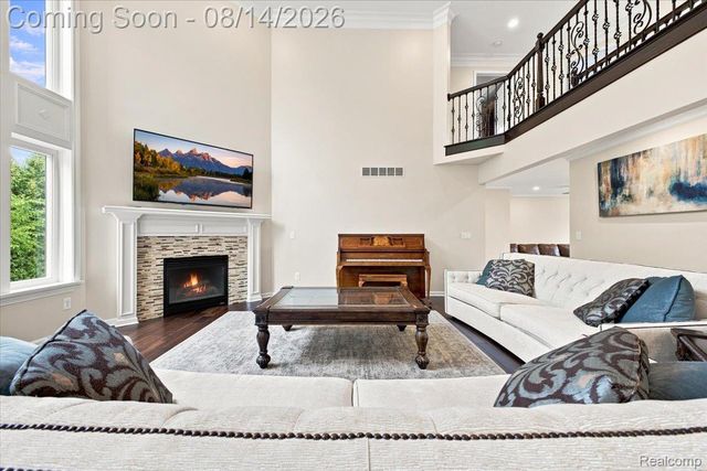 55513 Caesars Drive, Shelby Charter Township, MI 48315