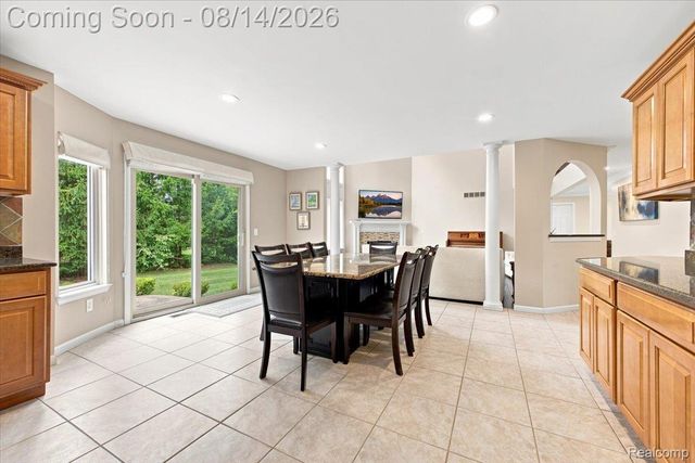 55513 Caesars Drive, Shelby Charter Township, MI 48315
