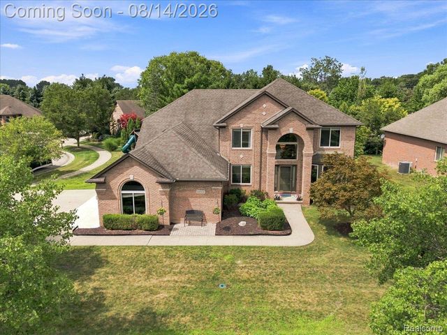 55513 Caesars Drive, Shelby Charter Township, MI 48315