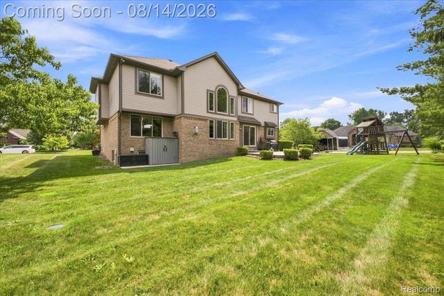 55513 Caesars Drive, Shelby Charter Township, MI 48315