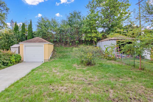 1186 Englewood Avenue, Saint Paul, MN 55104