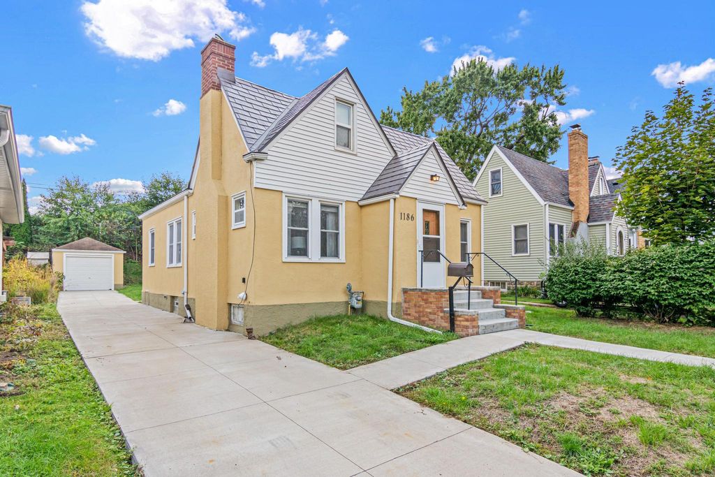 1186 Englewood Avenue, Saint Paul, MN 55104 — photo 2