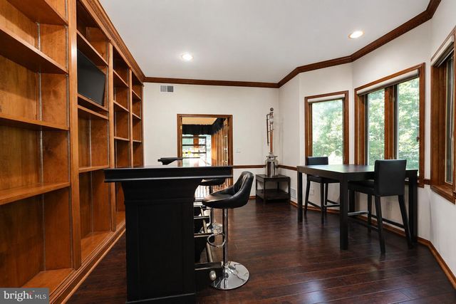 12 HIDDEN HOLLOW DR, Hamilton, NJ 08620