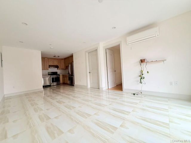 65-38 Austin Street 3F, Rego Park, NY 11374