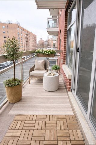 65-38 Austin Street 3F, Rego Park, NY 11374