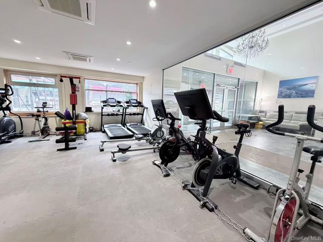 65-38 Austin Street 3F, Rego Park, NY 11374