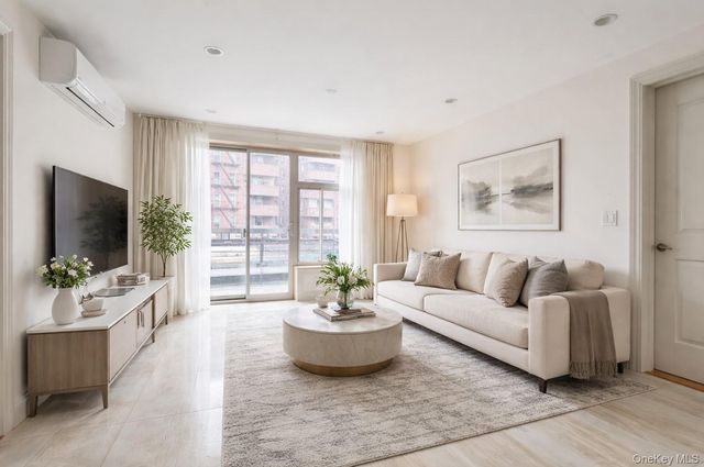 65-38 Austin Street 3F, Rego Park, NY 11374