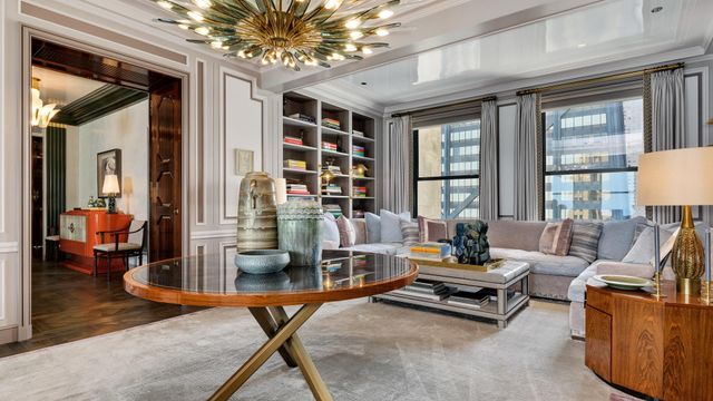 159 E WALTON Place 31A, Chicago, IL 60611