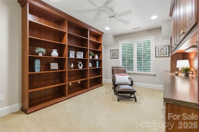 5740 Ballinard Lane, Charlotte, NC 28277