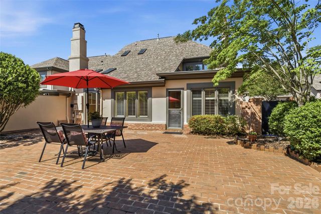 5740 Ballinard Lane, Charlotte, NC 28277