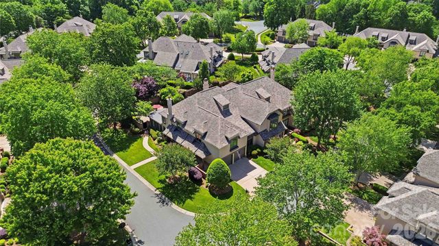 5740 Ballinard Lane, Charlotte, NC 28277