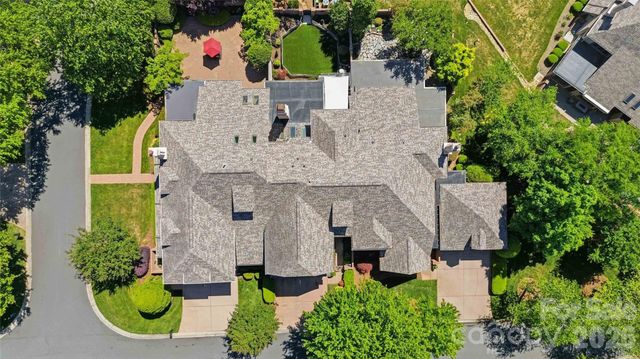 5740 Ballinard Lane, Charlotte, NC 28277