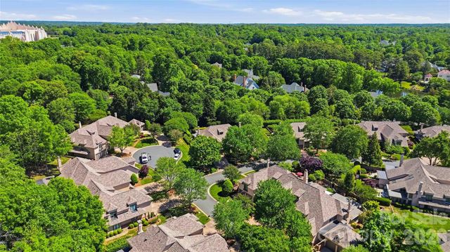 5740 Ballinard Lane, Charlotte, NC 28277