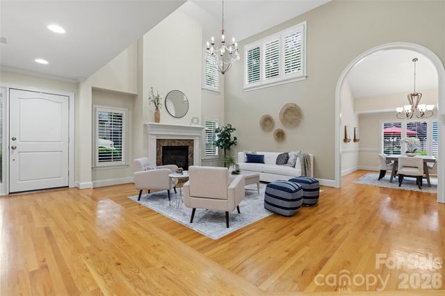 5740 Ballinard Lane, Charlotte, NC 28277