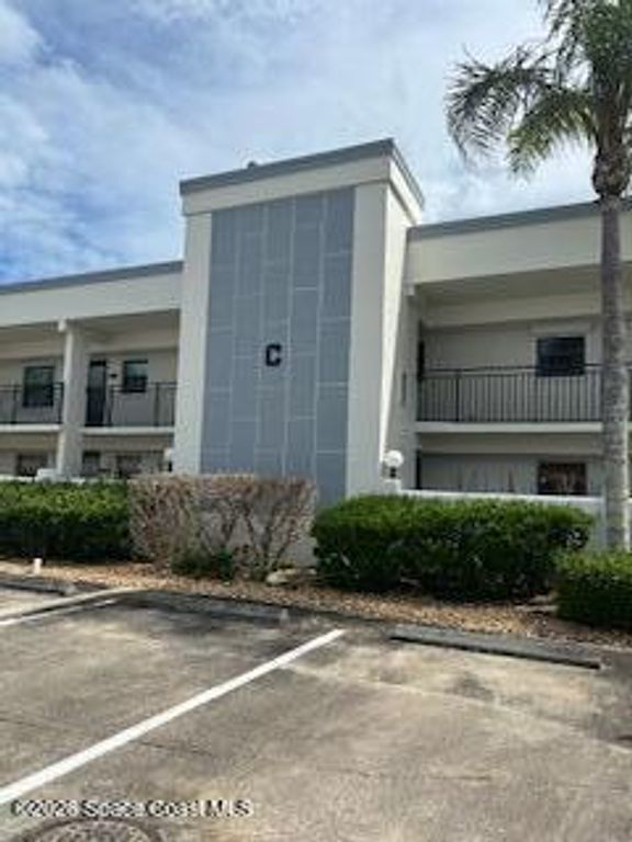 3165 N Atlantic Avenue C208, Cocoa Beach, FL 32931