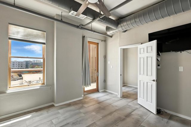 219 Central Avenue NW 306, Albuquerque, NM 87102