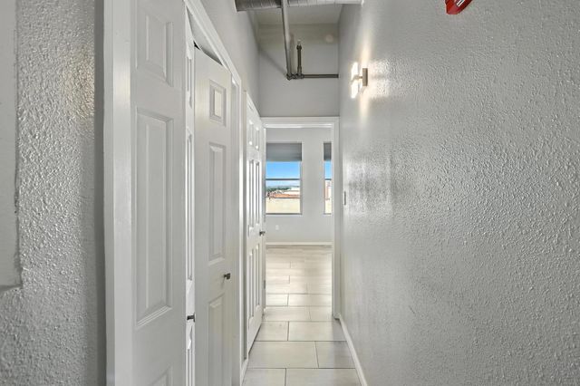 219 Central Avenue NW 306, Albuquerque, NM 87102