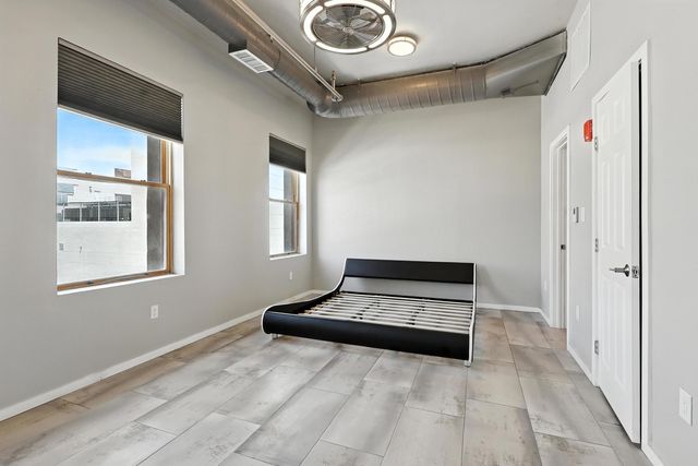219 Central Avenue NW 306, Albuquerque, NM 87102
