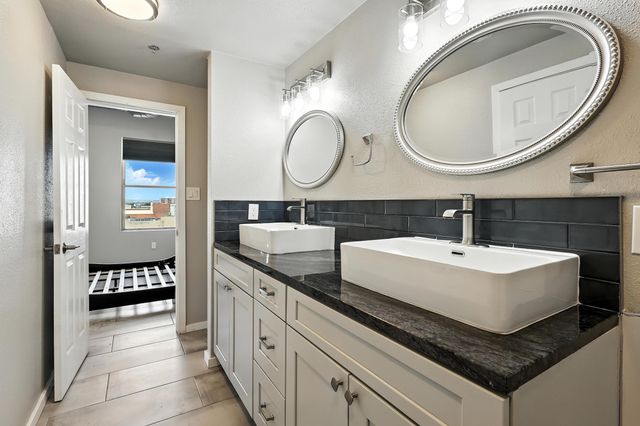 219 Central Avenue NW 306, Albuquerque, NM 87102