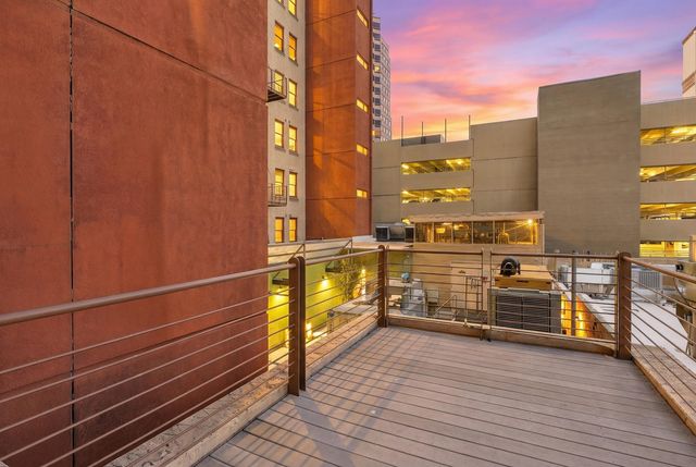 219 Central Avenue NW 306, Albuquerque, NM 87102