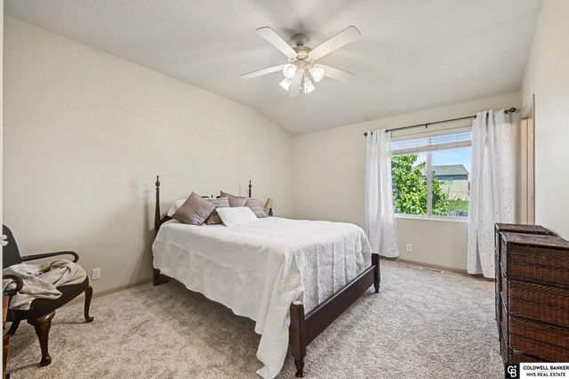 4410 Waterford Avenue, Bellevue, NE 68123