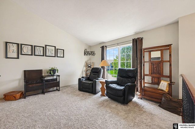 4410 Waterford Avenue, Bellevue, NE 68123