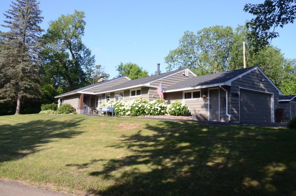 3518 Druid Lane, Minnetonka, MN 55345