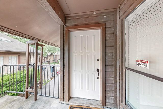 7522 Holly Hill Drive 14, Dallas, TX 75231