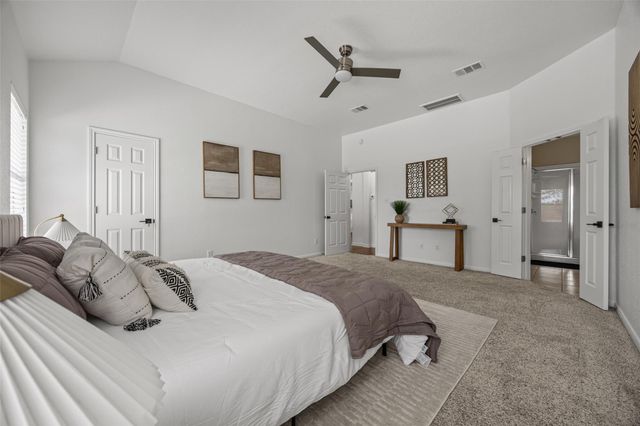 4506 Western Lake DR, Round Rock, TX 78665