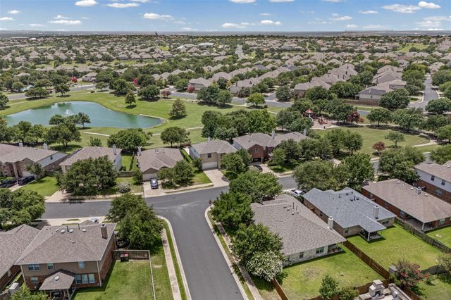 4506 Western Lake DR, Round Rock, TX 78665