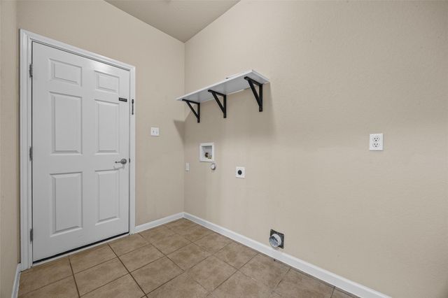 4506 Western Lake DR, Round Rock, TX 78665