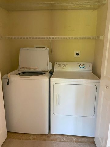 380 Main Street 14, Wallingford, CT 06492