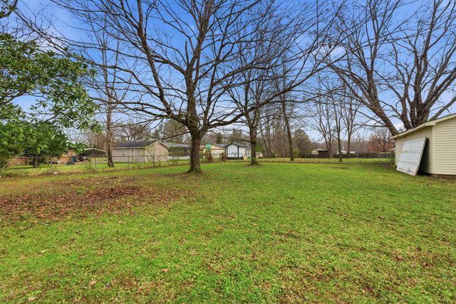 145 Totty Dr, Hohenwald, TN 38462