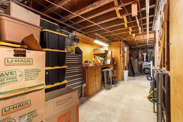 78 Circuit Rd, Weymouth, MA 02190