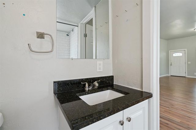 516 W Martin Street, El Reno, OK 73036