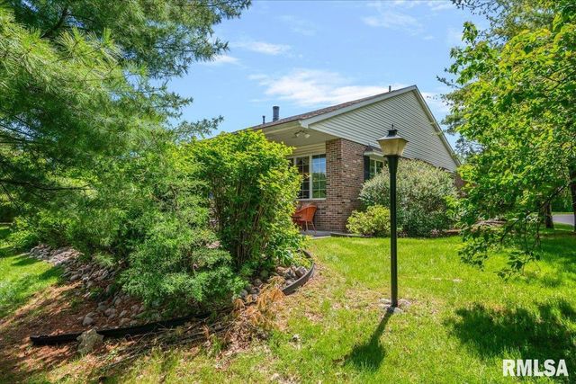 1921 TURNBERRY Court, Springfield, IL 62704