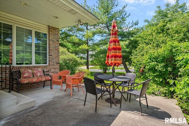 1921 TURNBERRY Court, Springfield, IL 62704