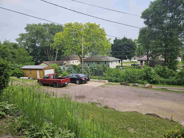 506 E Cook Street, Portage, WI 53901