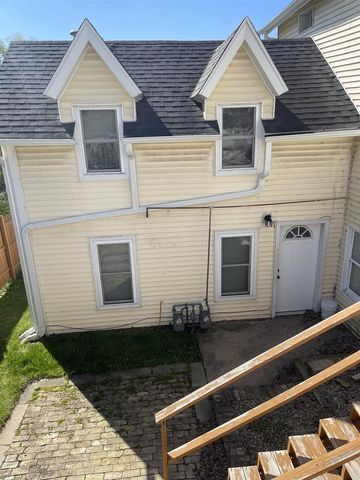 506 E Cook Street, Portage, WI 53901