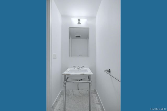 1 Renaissance Square 26G, White Plains, NY 10601