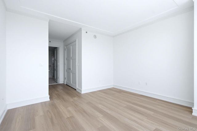 1 Renaissance Square 26G, White Plains, NY 10601