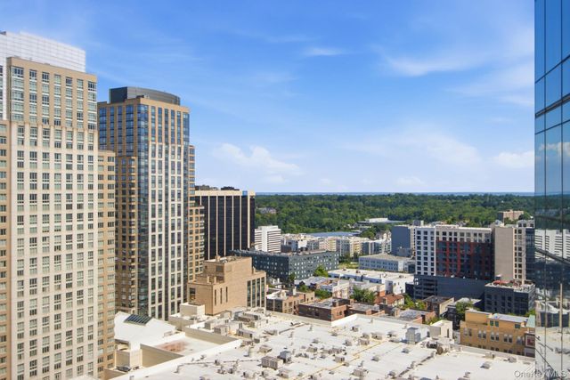 1 Renaissance Square 26G, White Plains, NY 10601