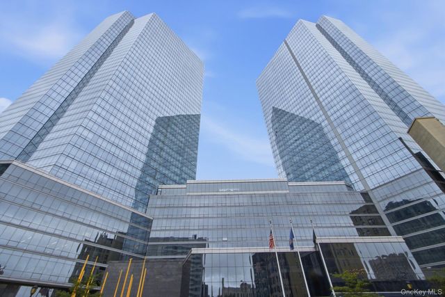 1 Renaissance Square 26G, White Plains, NY 10601