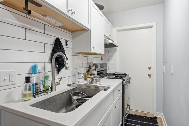 2031 E Washington Avenue, Madison, WI 53704