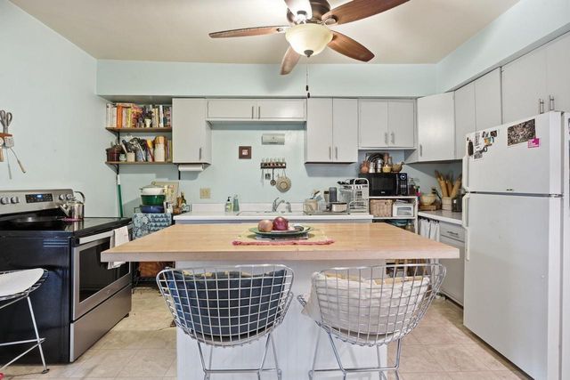 2031 E Washington Avenue, Madison, WI 53704