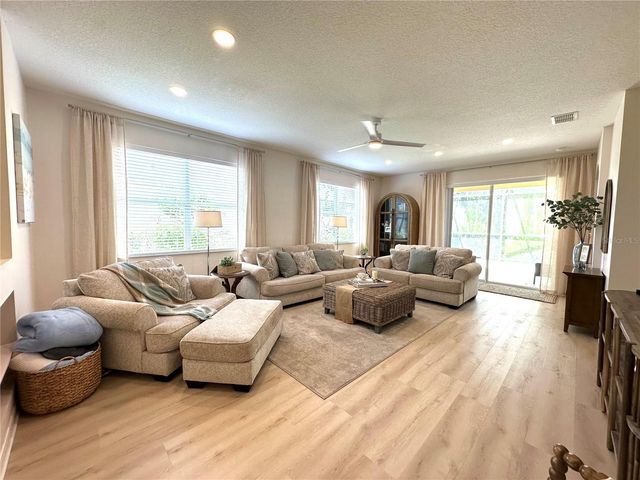 8137 PONKAN ROAD, Land O Lakes, FL 34637