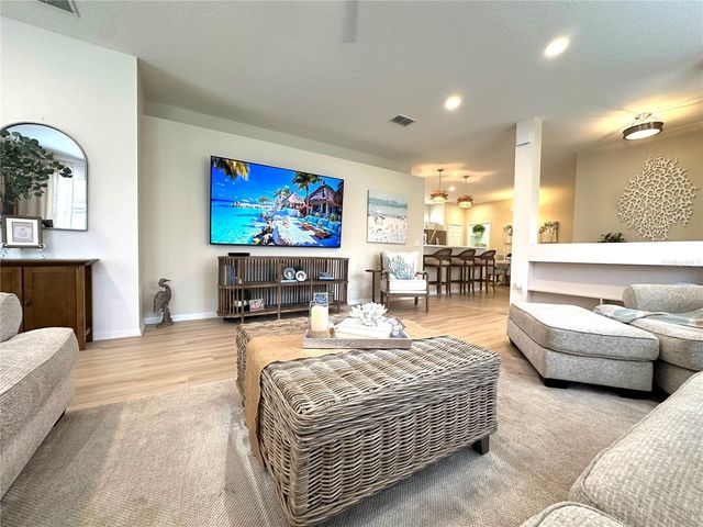 8137 PONKAN ROAD, Land O Lakes, FL 34637