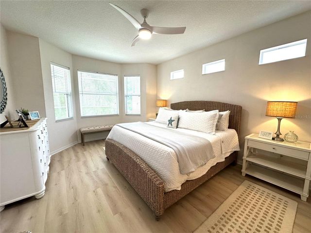 8137 PONKAN ROAD, Land O Lakes, FL 34637