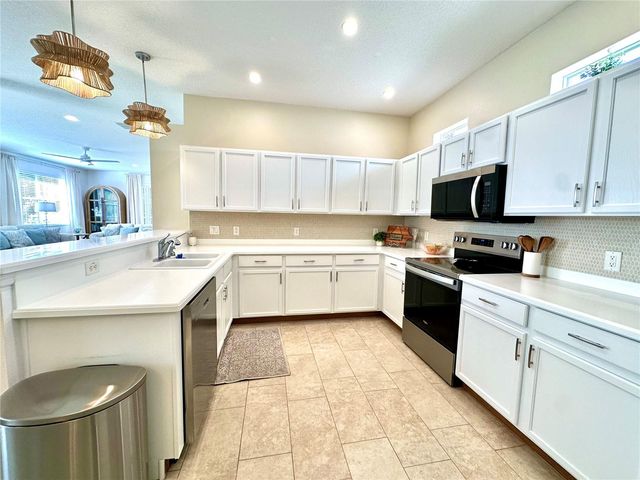 8137 PONKAN ROAD, Land O Lakes, FL 34637